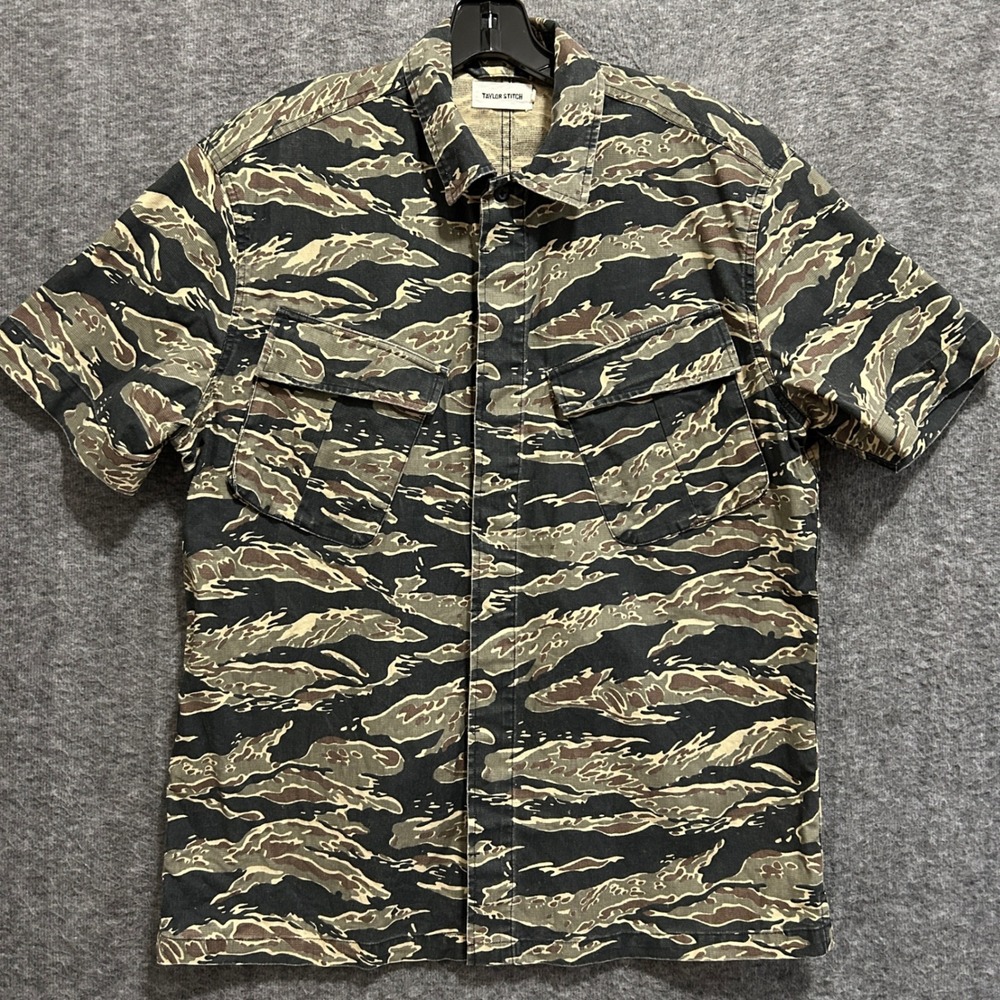 Taylor Stitch Shirt Mens 42 L Tiger Stripe Camo Short Sleeve Button Up Military